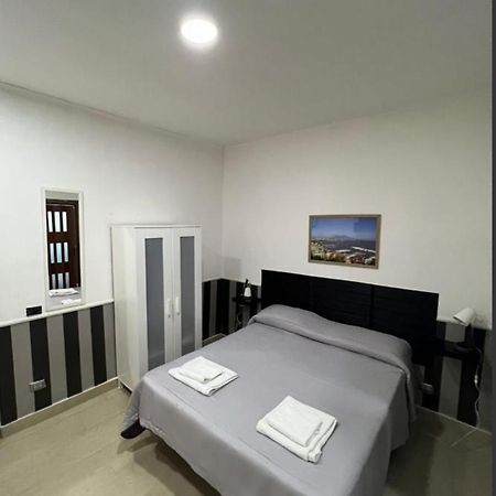 Casa Vacanza Da Totore Neapel Exterior foto